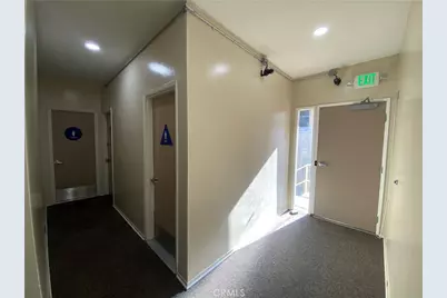 2100 N Sepulveda Boulevard #36, Manhattan Beach, CA 90266 - Photo 6