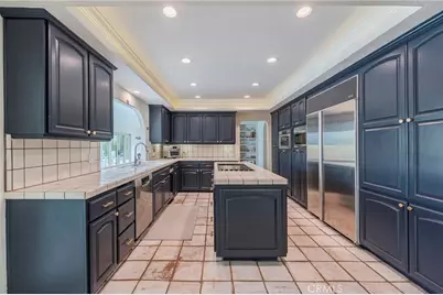 23 Country Meadow Road, Rolling Hills Estates, CA 90274 - Photo 10