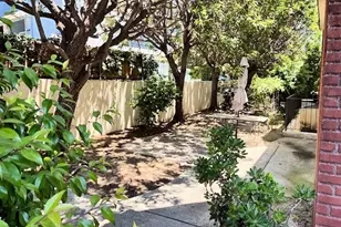 2249 Montrose Ave, Montrose, CA 91020 - Photo 2