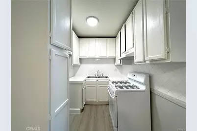 13717 Chadron Avenue, Hawthorne, CA 90250 - Photo 32