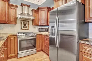 2571 Plaza del Amo, Torrance, CA 90503 - Photo 10