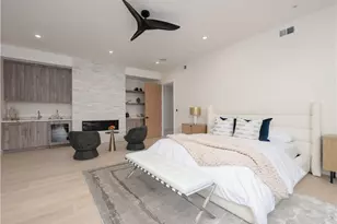 461 NW Chabela Dr, Manhattan Beach, CA 90266 - Photo 8