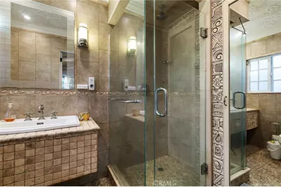 1729 W 51st Place, Los Angeles, CA 90062 - Photo 34