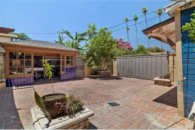 1729 W 51st Place, Los Angeles, CA 90062 - Photo 40