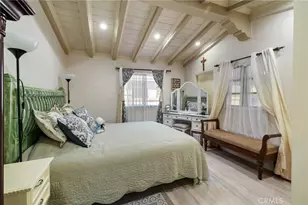 1729 W 51st Pl, Los Angeles, CA 90062 - Photo 24