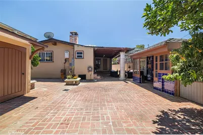 1729 W 51st Place, Los Angeles, CA 90062 - Photo 44