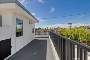 2100 Carnegie Ln, Redondo Beach, CA 90278 - Photo 34