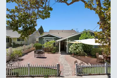 24205 Ward Street, Torrance, CA 90505 - Photo 2