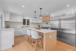 17481 Tramonto Dr, Pacific Palisades, CA 90272 - Photo 20