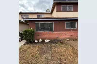 14 Camelback Avenue, Carson, CA 90745 - Photo 2