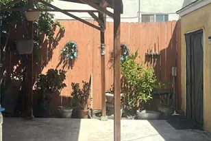 5637 Smiley Dr, Los Angeles, CA 90016 - Photo 56