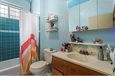 1053 S Oxford Avenue, Los Angeles, CA 90006 - Photo 28