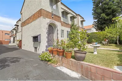 1053 S Oxford Avenue, Los Angeles, CA 90006 - Photo 18