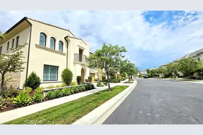 56 Redshift, Irvine, CA 92618 - Photo 4