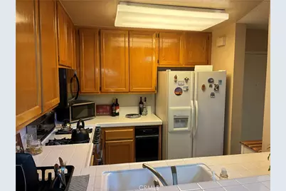 1360 W Capitol Drive #332, San Pedro, CA 90732 - Photo 16