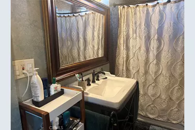 728 W 11th Street, San Pedro, CA 90731 - Photo 4