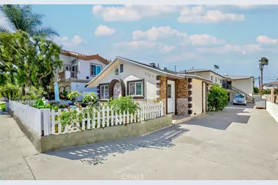 2227 Mathews Avenue, Redondo Beach, CA 90278 - Photo 1
