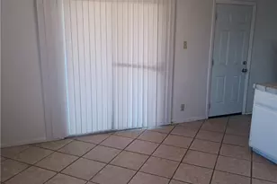 15975 NW Village Dr, Victorville, CA 92394 - Photo 12