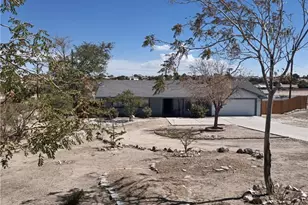 15975 NW Village Dr, Victorville, CA 92394 - Photo 6