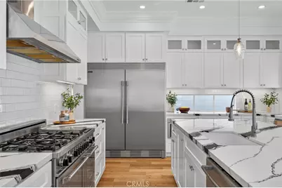 8056 Kentwood Avenue, Los Angeles, CA 90045 - Photo 10