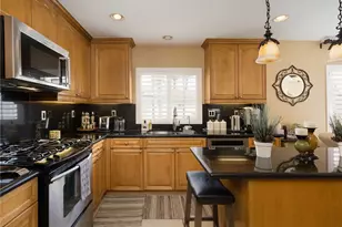 1438 Elin Point Dr, El Segundo, CA 90245 - Photo 10