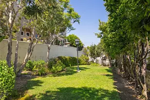 1438 Elin Point Dr, El Segundo, CA 90245 - Photo 24