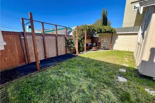 221 S Guadalupe, Redondo Beach, CA 90277 - Photo 32