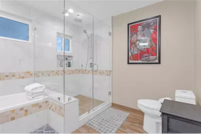 20906 Almazan, Woodland Hills, CA 91364 - Photo 24