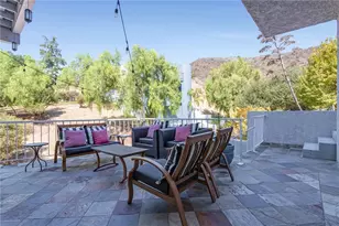 20906 Almazan, Woodland Hills, CA 91364 - Photo 4