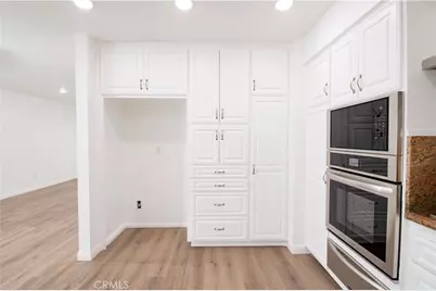 10556 Hillview, Chatsworth, CA 91311 - Photo 32