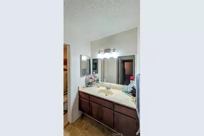 18620 Hatteras #137, Tarzana, CA 91356 - Photo 6