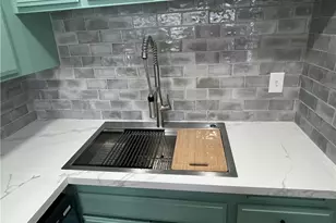 910 W 26th, San Pedro, CA 90731 - Photo 6