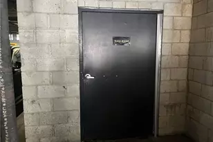 12211 Idaho Ave, Los Angeles, CA 90025 - Photo 18