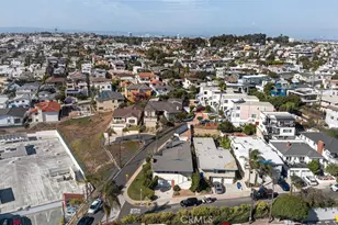 909 Montgomery, Hermosa Beach, CA 90254 - Photo 24