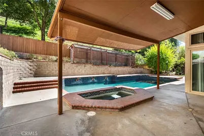 6056 Lake Lindero, Agoura Hills, CA 91301 - Photo 18