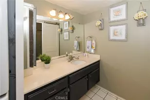 25557 Pine Creek, Wilmington, CA 90744 - Photo 16