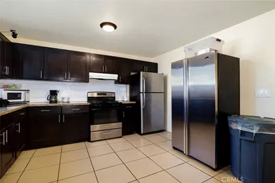 844 W 78th Street, Los Angeles, CA 90044 - Photo 24
