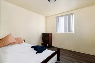 844 W 78th St, Los Angeles, CA 90044 - Photo 30