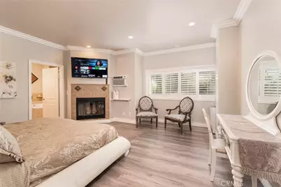 12102 S La Cienega Boulevard, Hawthorne, CA 90250 - Photo 18