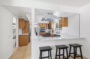 17207 Avenida de la Herradura, Pacific Palisades, CA 90272 - Photo 14