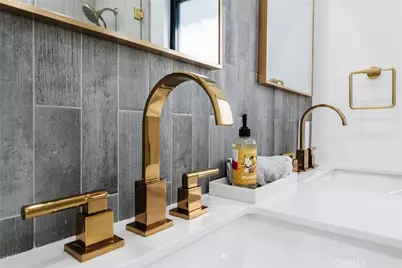 2255 Talmadge, Los Angeles, CA 90027 - Photo 8