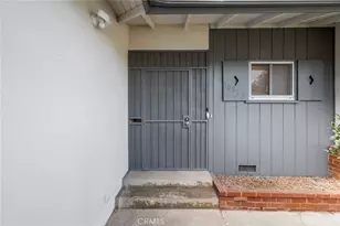 10525 S 8th Ave, Inglewood, CA 90303 - Photo 4