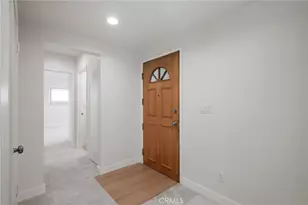 10525 S 8th Ave, Inglewood, CA 90303 - Photo 6