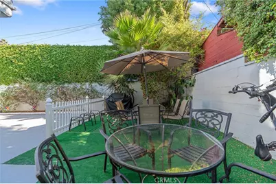 10636 Ayres Avenue, Los Angeles, CA 90064 - Photo 18