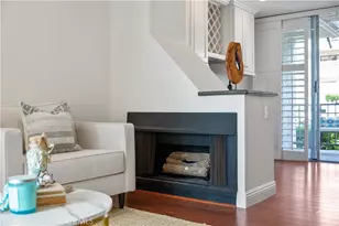 555 Esplanade, Redondo Beach, CA 90277 - Photo 18