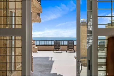 555 Esplanade #320, Redondo Beach, CA 90277 - Photo 2
