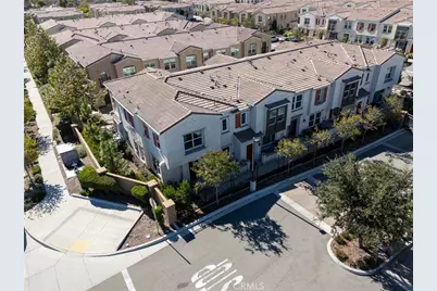 7155 Citrus Avenue #381, Fontana, CA 92336 - Photo 2