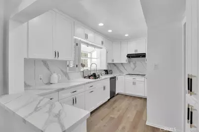 9466 Hidden Valley Place, Beverly Hills, CA 90210 - Photo 8