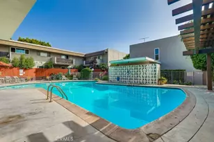 11120 Queensland, Los Angeles, CA 90034 - Photo 32