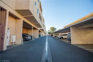 5429 Newcastle, Encino, CA 91316 - Photo 24